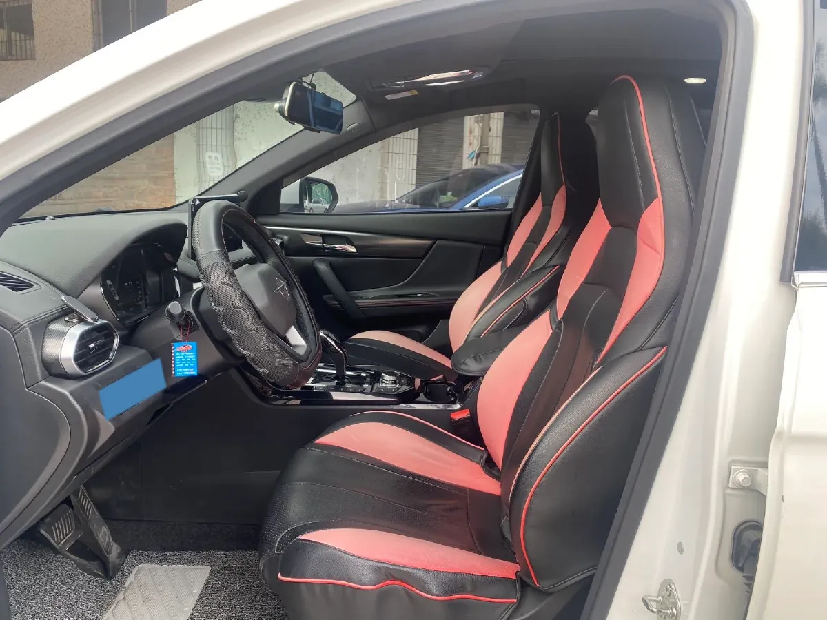 2020 HaiMa 8S 1.6T 195HP L4 6AT,autocango,china used car exporter,china ev exporter,chinese used car exporter,chinese used ev exporter