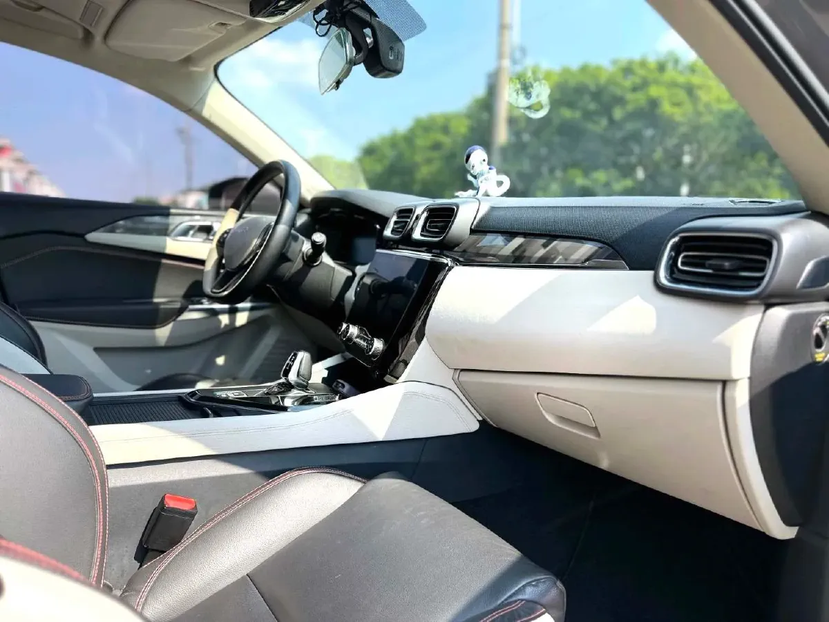 2018 Geely Emgrand GT 1.5T 180HP L3 7DCT,autocango,china used car exporter,china ev exporter,chinese used car exporter,chinese used ev exporter