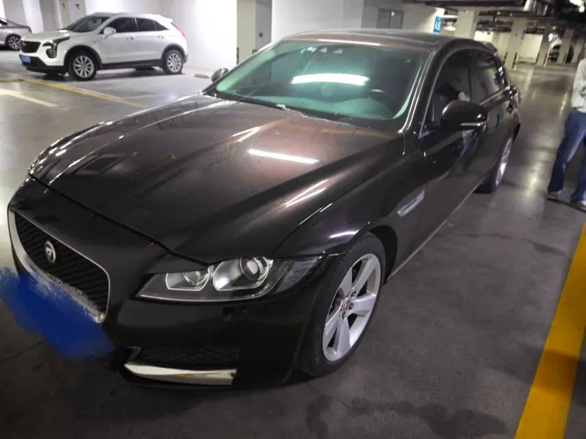 2018 Jaguar XFL 2.0T 200HP L4 8AT,autocango,china used car exporter,china ev exporter,chinese used car exporter,chinese used ev exporter