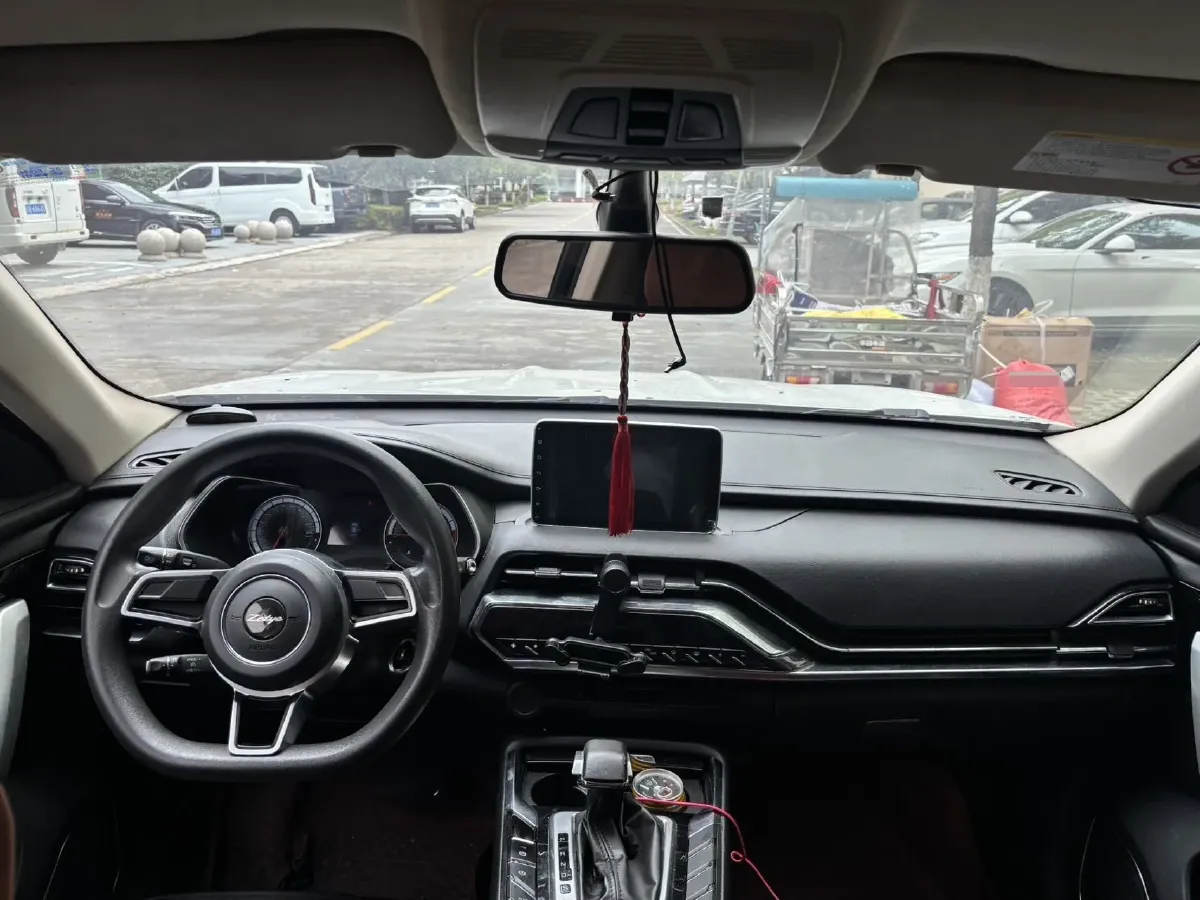 2018 Zotye T500 1.5T 156HP L4 6AT,autocango,china used car exporter,china ev exporter,chinese used car exporter,chinese used ev exporter