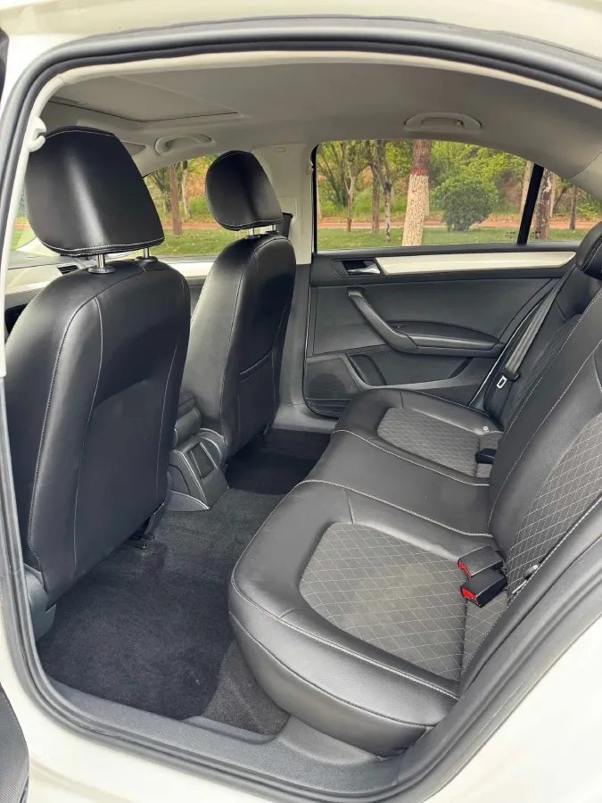 2019 SWM G01 1.5T 156HP L4 6AT,autocango,china used car exporter,china ev exporter,chinese used car exporter,chinese used ev exporter