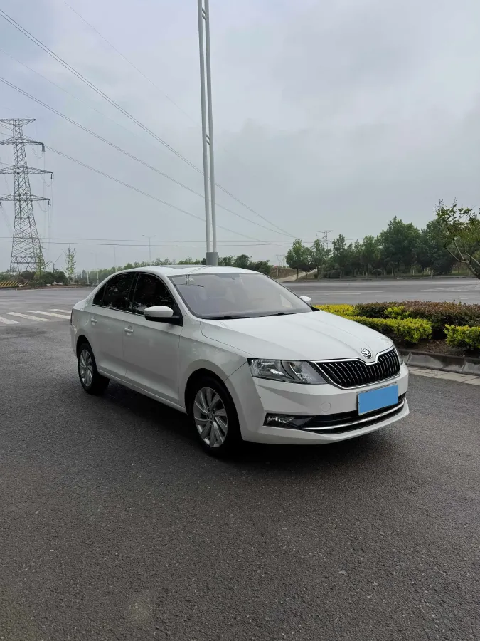 2019 SWM G01 1.5T 156HP L4 6AT,autocango,china used car exporter,china ev exporter,chinese used car exporter,chinese used ev exporter