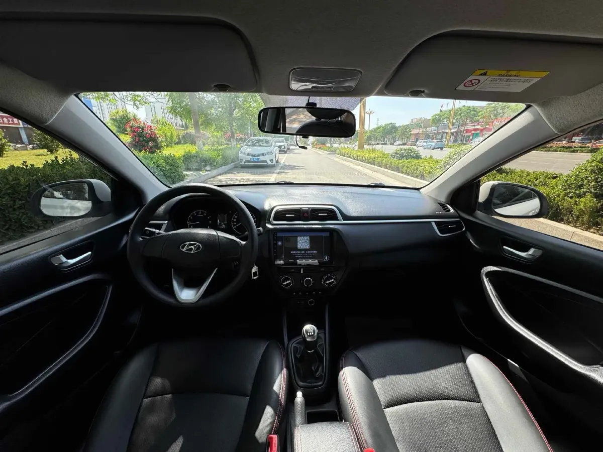 2017 Hyundai Reina 1.4L 95HP L4 5MT,autocango,china used car exporter,china ev exporter,chinese used car exporter,chinese used ev exporter