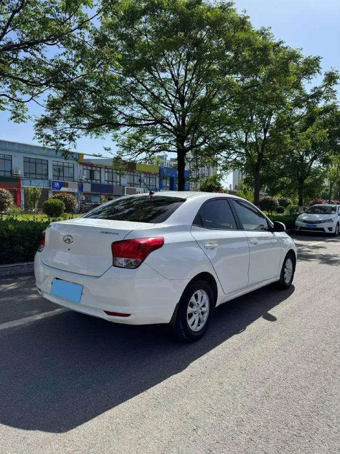 2017 Hyundai Reina 1.4L 95HP L4 5MT,autocango,china used car exporter,china ev exporter,chinese used car exporter,chinese used ev exporter