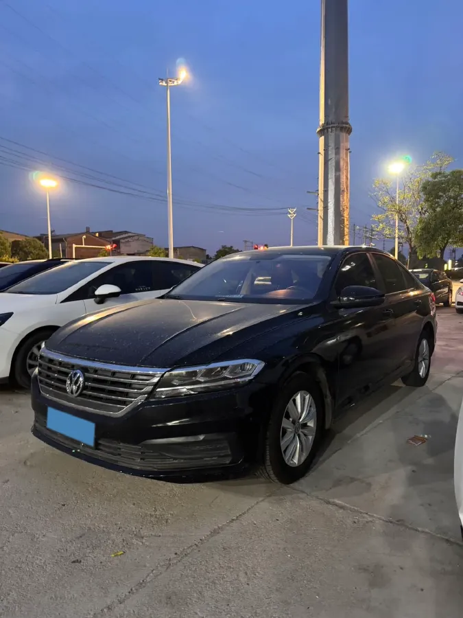 2018 Landwind XiaoYao 1.5T 163HP L4 CVT,autocango,china used car exporter,china ev exporter,chinese used car exporter,chinese used ev exporter