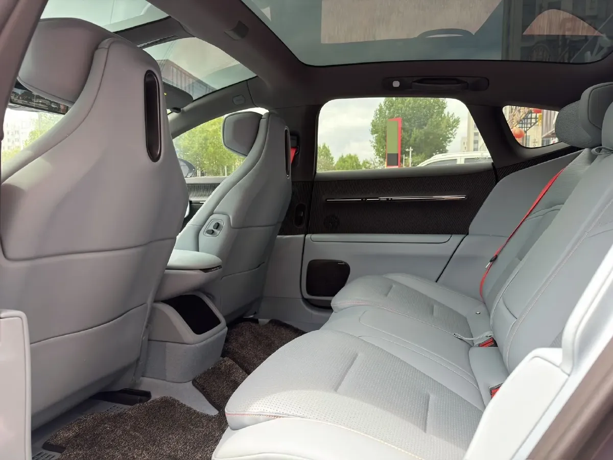 2025 Avatr 12 BEV 94.53KWH,autocango,china used car exporter,china ev exporter,chinese used car exporter,chinese used ev exporter