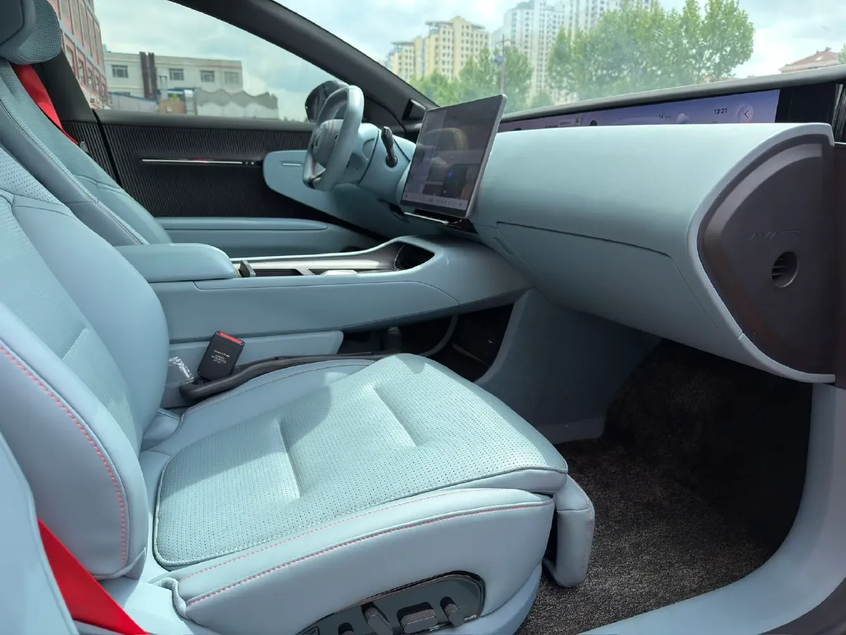 2025 Avatr 12 BEV 94.53KWH,autocango,china used car exporter,china ev exporter,chinese used car exporter,chinese used ev exporter