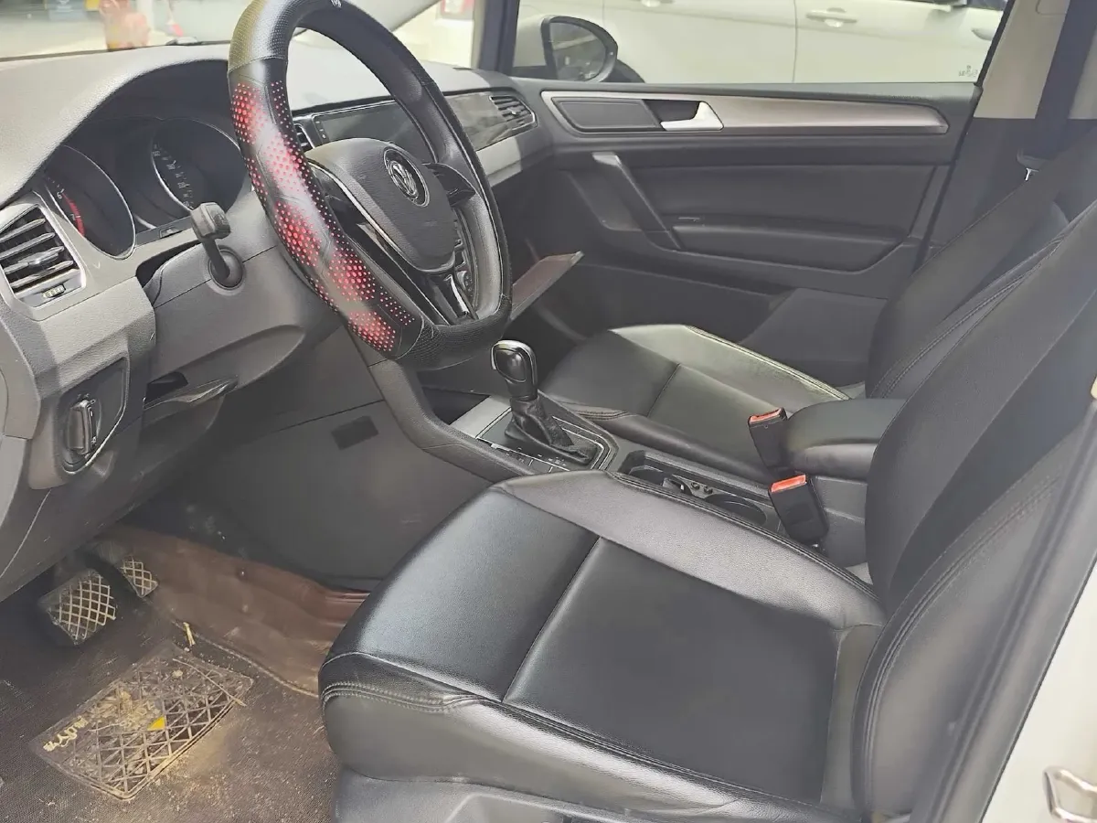 2016 Volkswagen Golf Sportsvan 1.4T 131HP L4 7DCT,autocango,china used car exporter,china ev exporter,chinese used car exporter,chinese used ev exporter