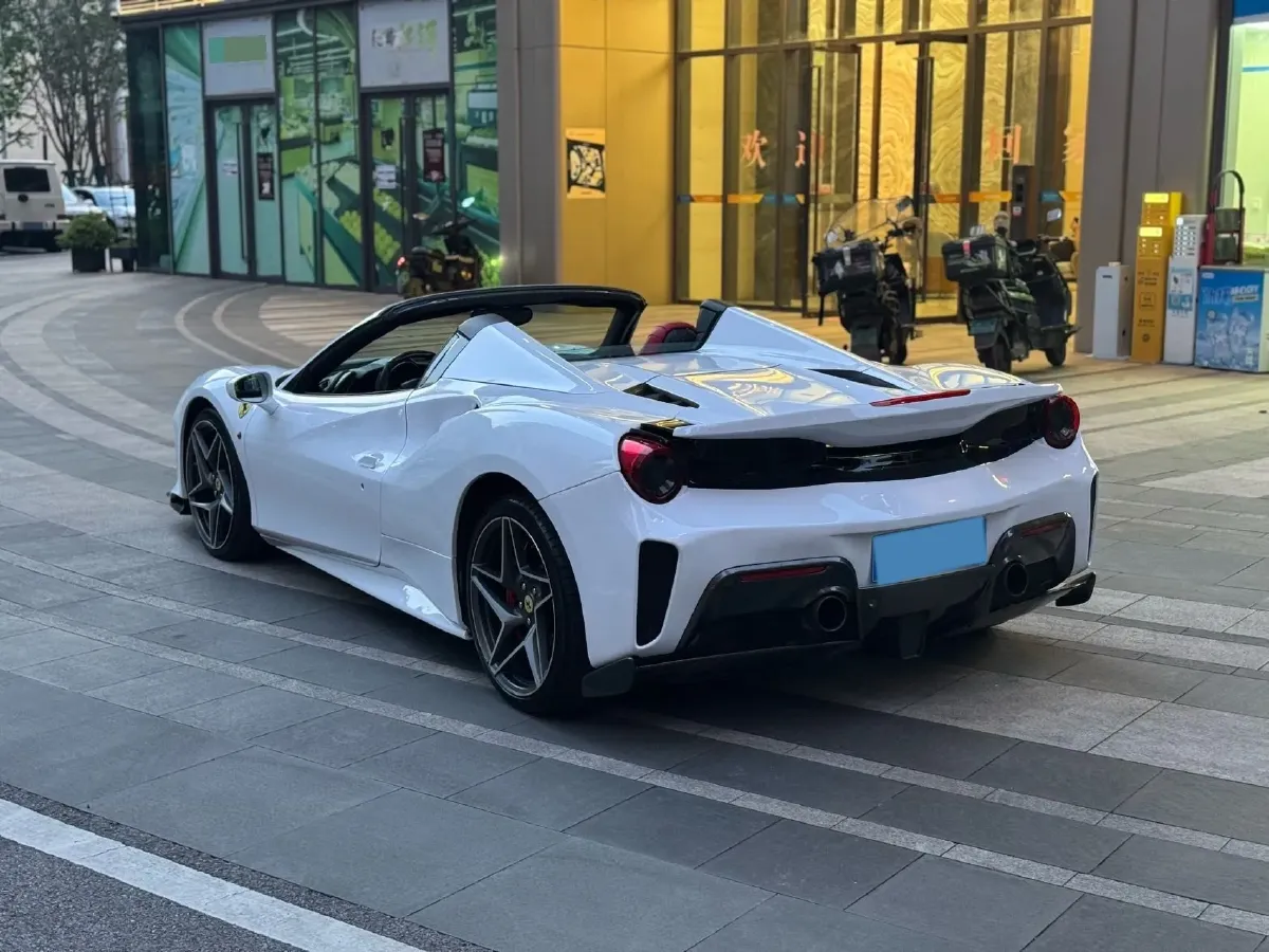 2015 Ferrari 488 3.9T 670HP V8 7DCT,autocango,china used car exporter,china ev exporter,chinese used car exporter,chinese used ev exporter
