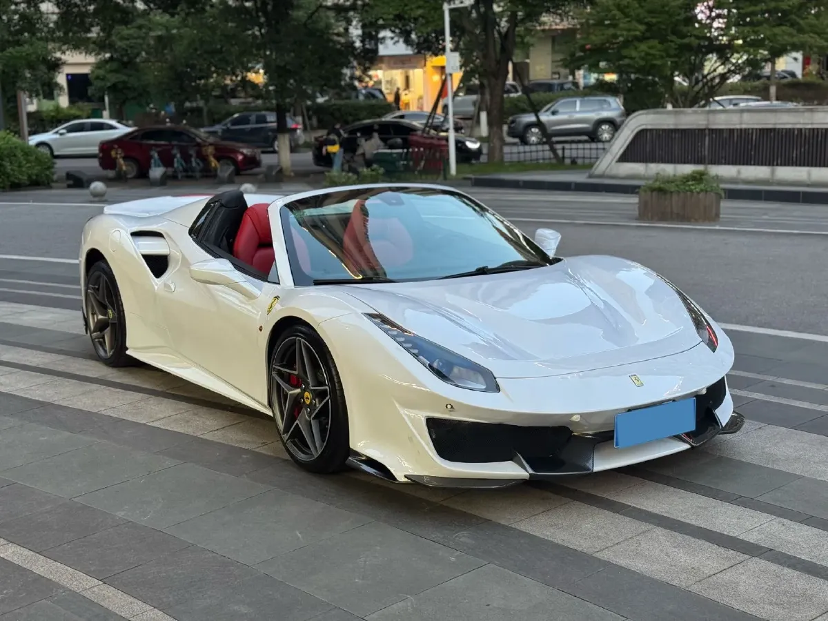 2015 Ferrari 488 3.9T 670HP V8 7DCT,autocango,china used car exporter,china ev exporter,chinese used car exporter,chinese used ev exporter