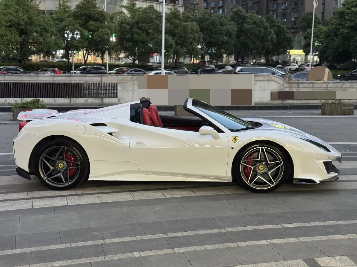 2015 Ferrari 488 3.9T 670HP V8 7DCT,autocango,china used car exporter,china ev exporter,chinese used car exporter,chinese used ev exporter