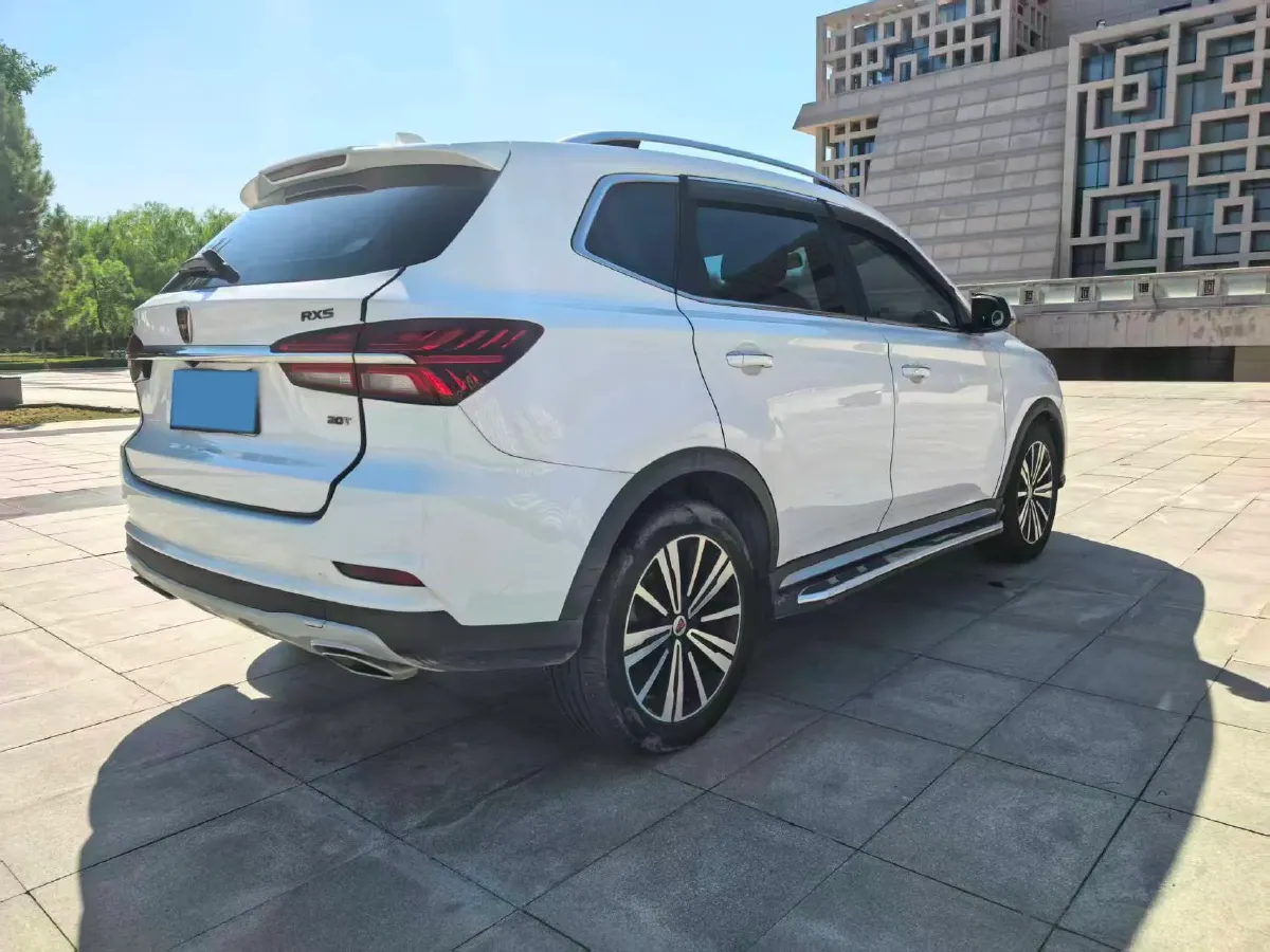 2020 Roewe i6 1.5T 169HP L4 7DCT,autocango,china used car exporter,china ev exporter,chinese used car exporter,chinese used ev exporter