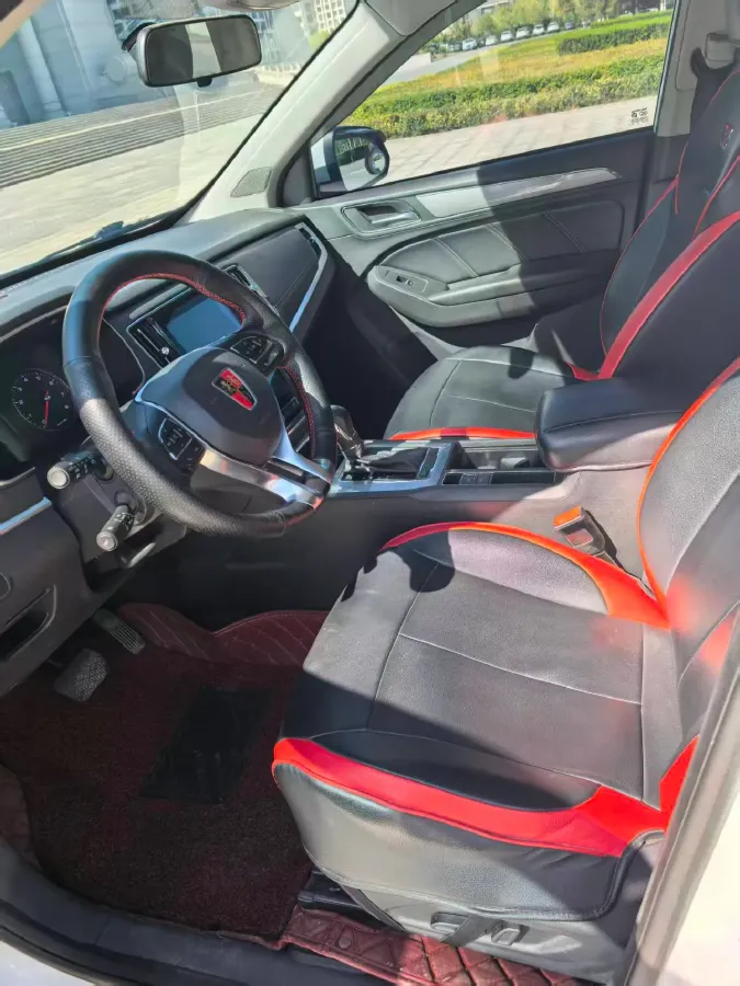 2020 Roewe i6 1.5T 169HP L4 7DCT,autocango,china used car exporter,china ev exporter,chinese used car exporter,chinese used ev exporter