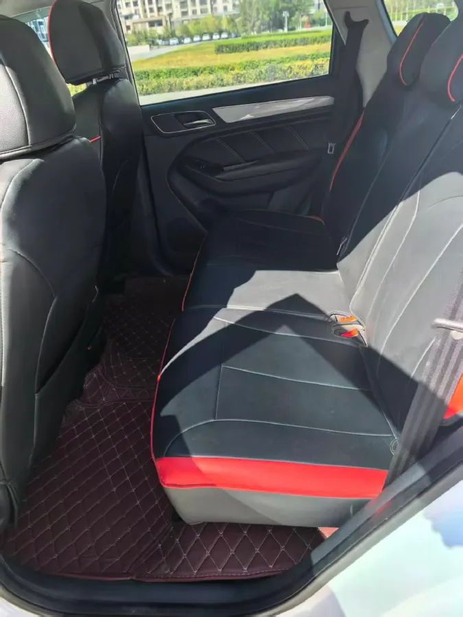 2020 Roewe i6 1.5T 169HP L4 7DCT,autocango,china used car exporter,china ev exporter,chinese used car exporter,chinese used ev exporter