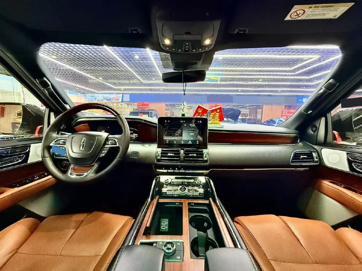 2018 Lincoln Navigator 3.5T 415HP V6 10AT,autocango,china used car exporter,china ev exporter,chinese used car exporter,chinese used ev exporter