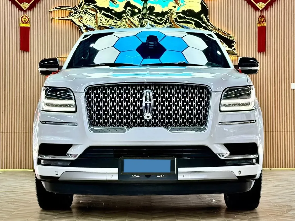 2018 Lincoln Navigator 3.5T 415HP V6 10AT,autocango,china used car exporter,china ev exporter,chinese used car exporter,chinese used ev exporter