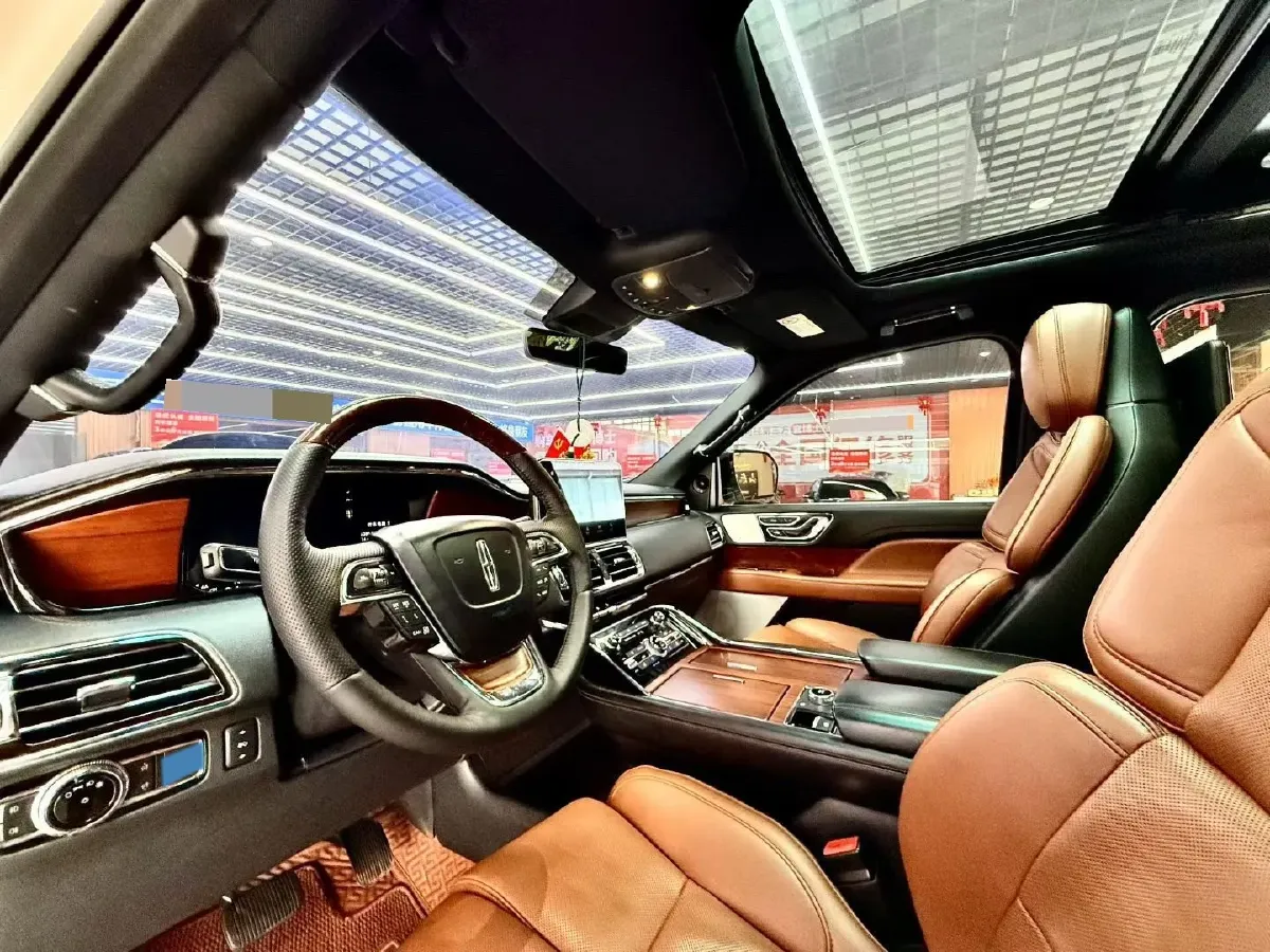 2018 Lincoln Navigator 3.5T 415HP V6 10AT,autocango,china used car exporter,china ev exporter,chinese used car exporter,chinese used ev exporter