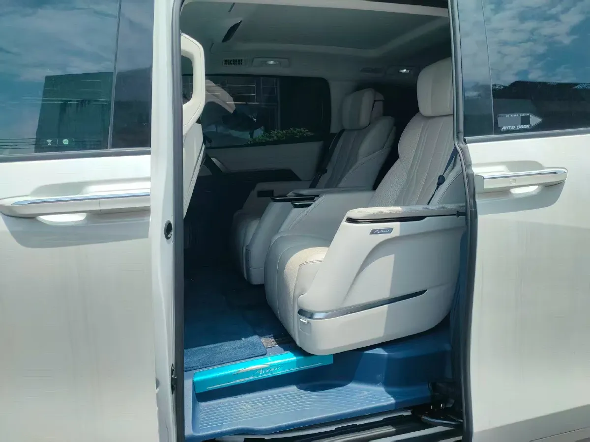 2023 Buick Century 2.0T 237HP L4 9AT,autocango,china used car exporter,china ev exporter,chinese used car exporter,chinese used ev exporter