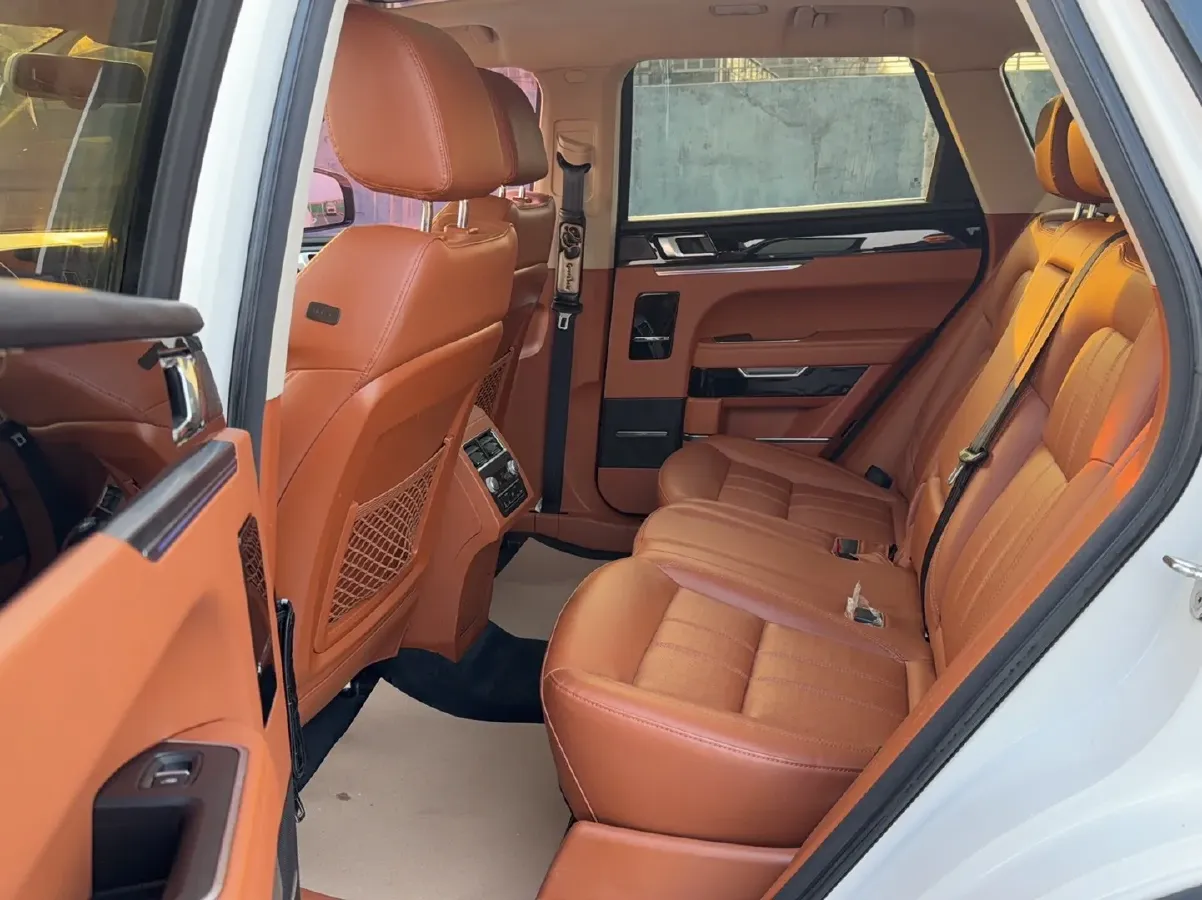 2017 Zotye T700 1.8T 177HP L4 6DCT,autocango,china used car exporter,china ev exporter,chinese used car exporter,chinese used ev exporter