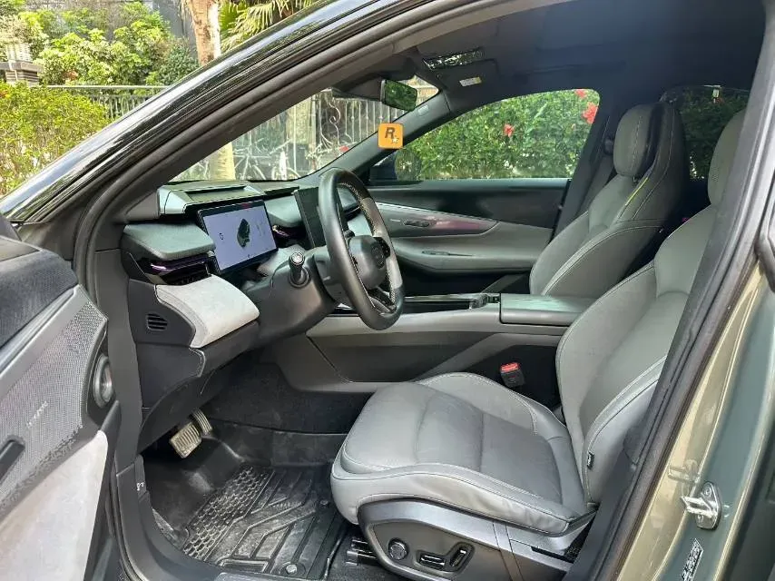 2023 LYNK&CO 08 EM-P 1.5T 163HP L4 3DHT PHEV 39.6KWH,autocango,china used car exporter,china ev exporter,chinese used car exporter,chinese used ev exporter