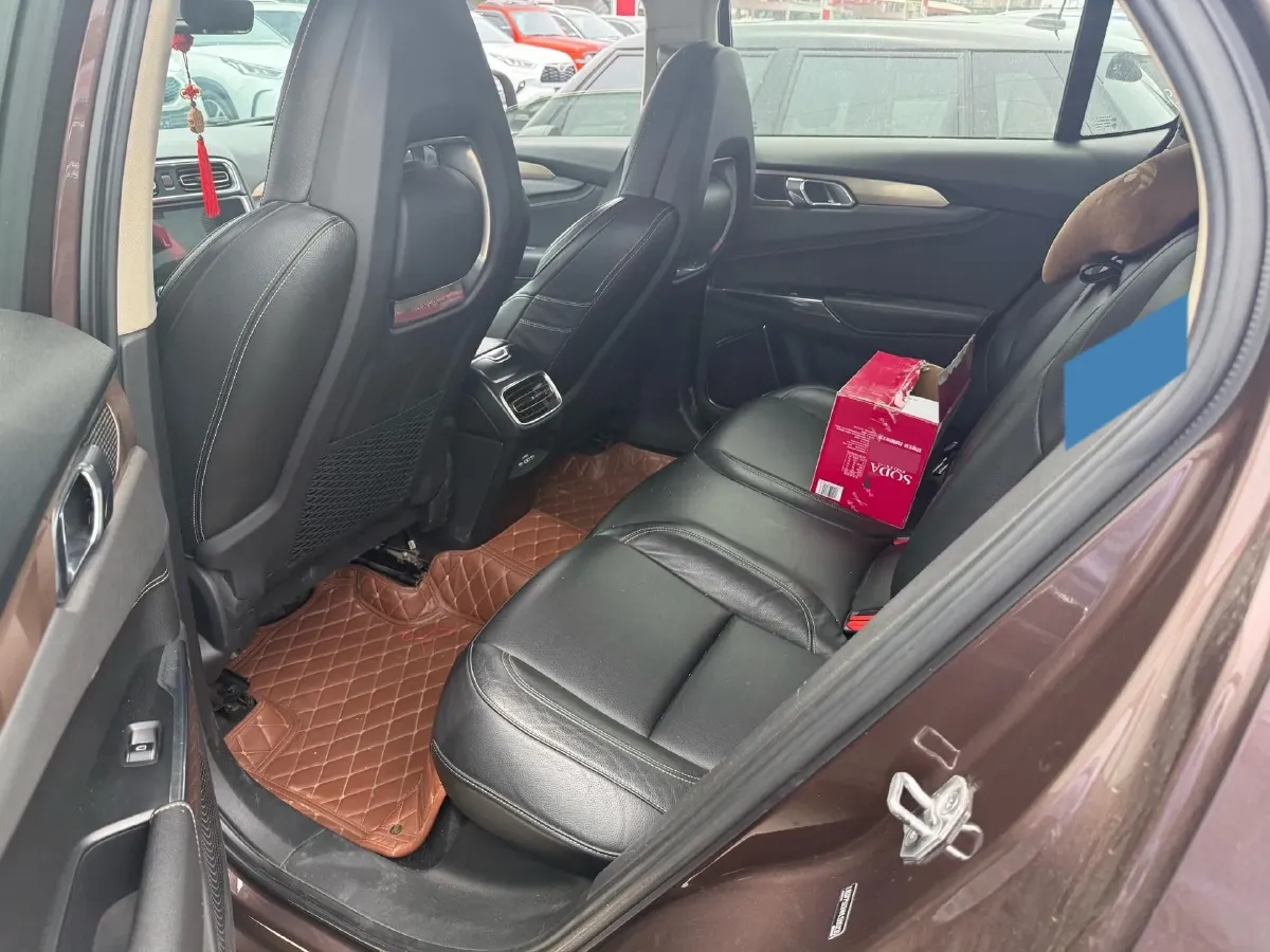 2017 Zotye SR9 2.0T 190HP L4 6DCT,autocango,china used car exporter,china ev exporter,chinese used car exporter,chinese used ev exporter