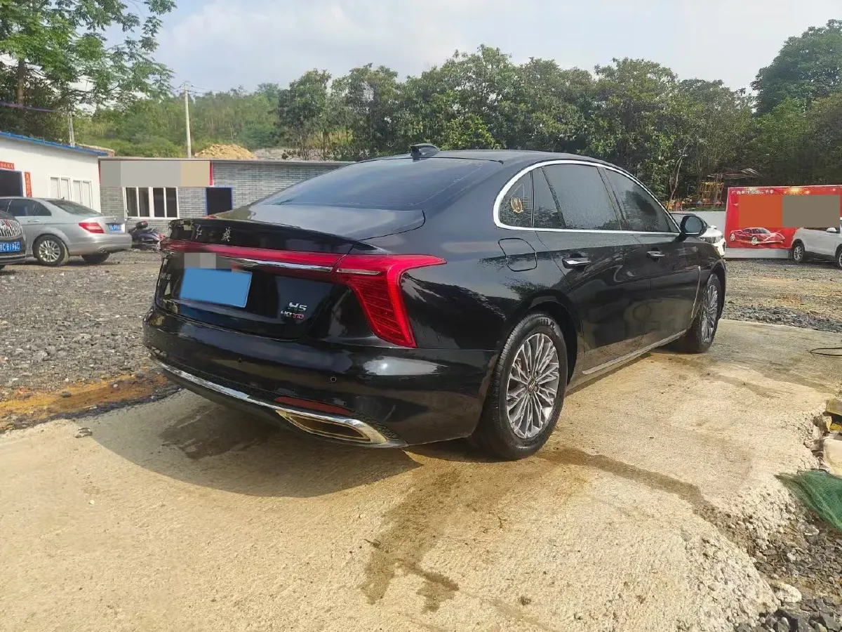 2023 HongQi H5 2.0T 224HP L4 8AT,autocango,china used car exporter,china ev exporter,chinese used car exporter,chinese used ev exporter