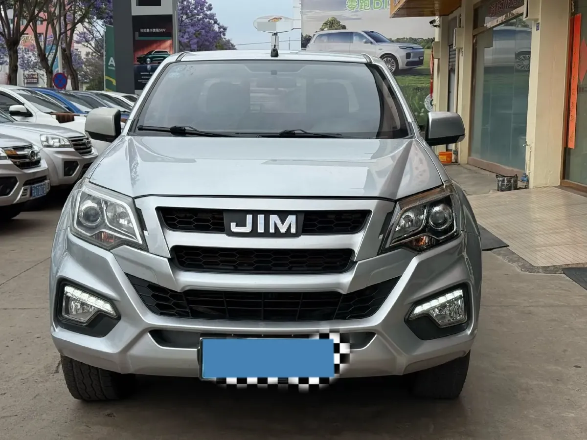 2019 Isuzu RE-MAX Jim 2.5T 129HP L4 6MT,autocango,china used car exporter,china ev exporter,chinese used car exporter,chinese used ev exporter