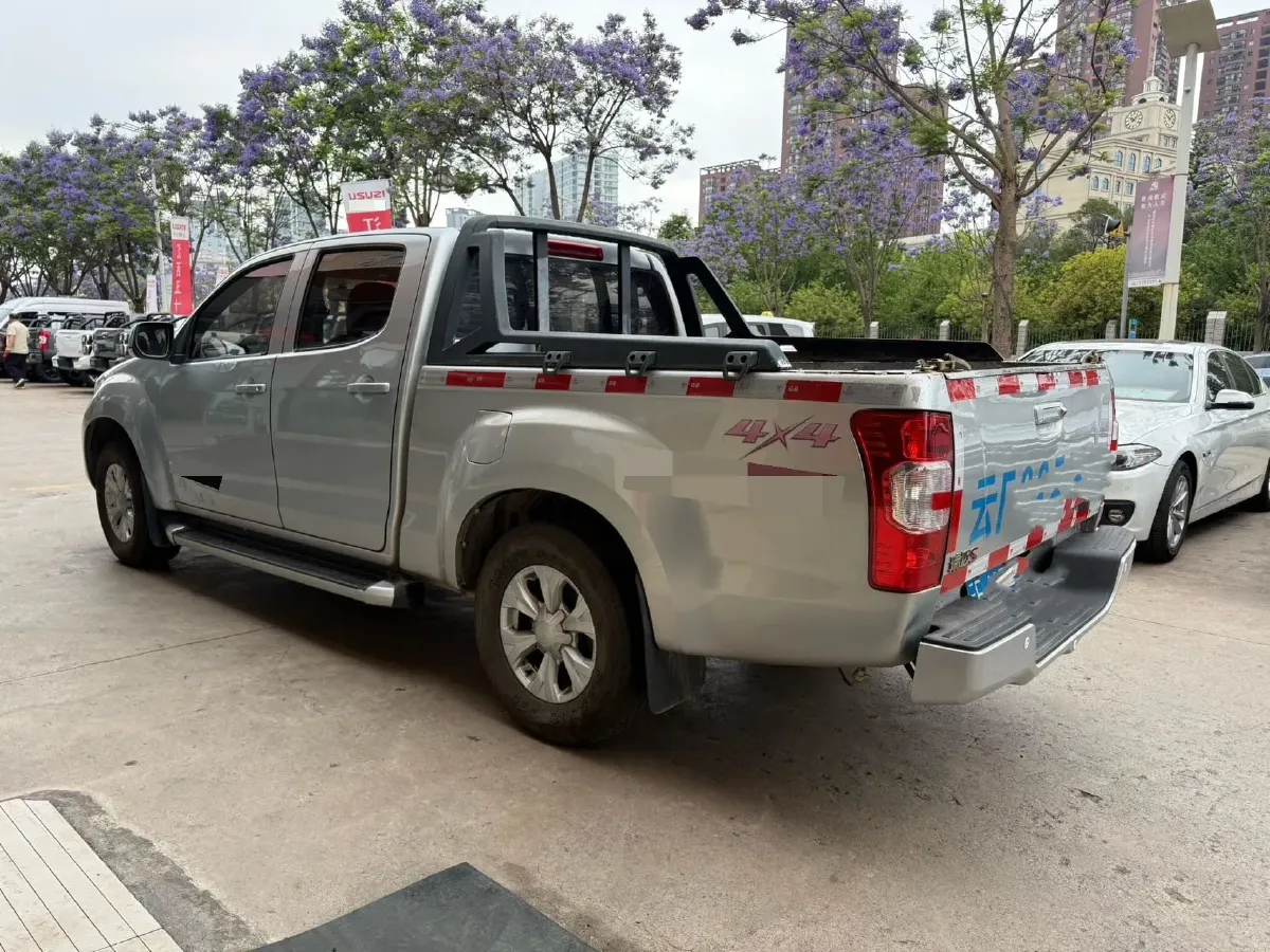 2019 Isuzu RE-MAX Jim 2.5T 129HP L4 6MT,autocango,china used car exporter,china ev exporter,chinese used car exporter,chinese used ev exporter