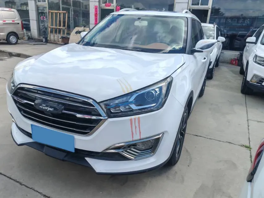 2017 Zotye T300 1.5L 112HP L4 5MT,autocango,china used car exporter,china ev exporter,chinese used car exporter,chinese used ev exporter