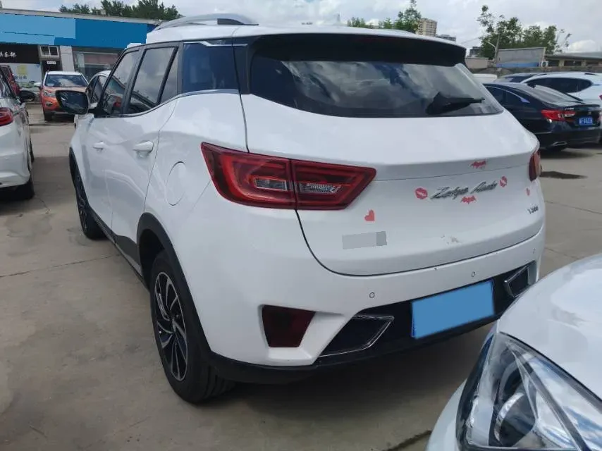 2017 Zotye T300 1.5L 112HP L4 5MT,autocango,china used car exporter,china ev exporter,chinese used car exporter,chinese used ev exporter