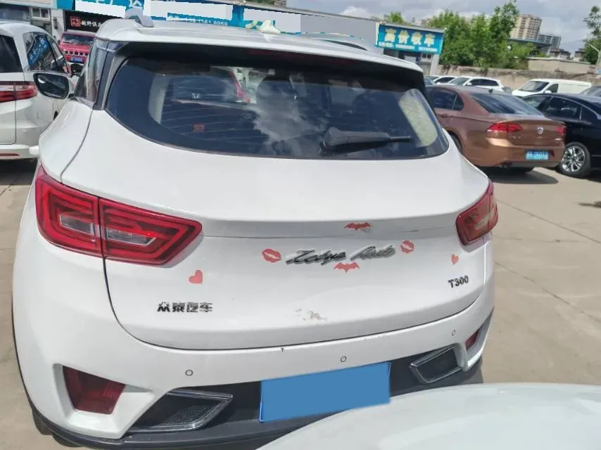 2017 Zotye T300 1.5L 112HP L4 5MT,autocango,china used car exporter,china ev exporter,chinese used car exporter,chinese used ev exporter