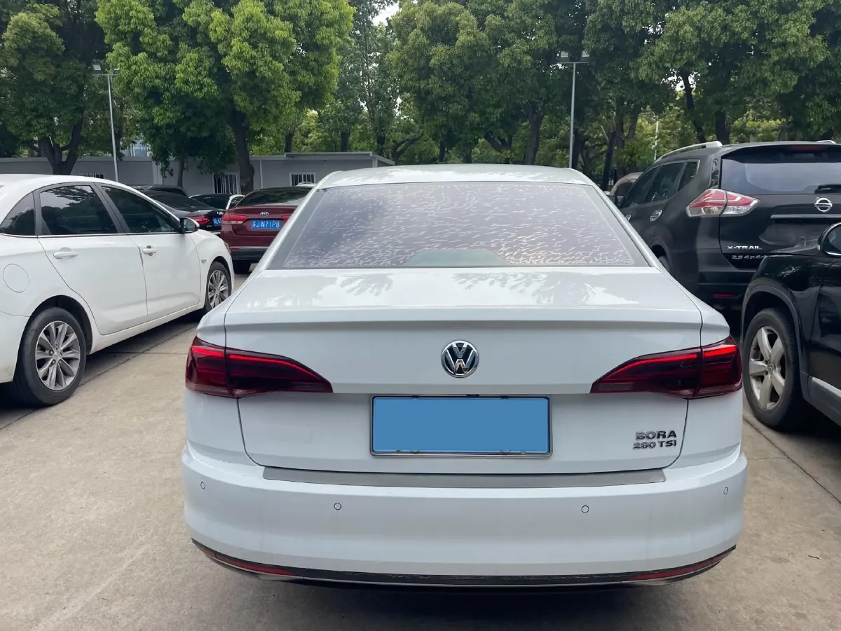 2019 HuangHai WeiLong 2.4T 218HP L4 6AT,autocango,china used car exporter,china ev exporter,chinese used car exporter,chinese used ev exporter
