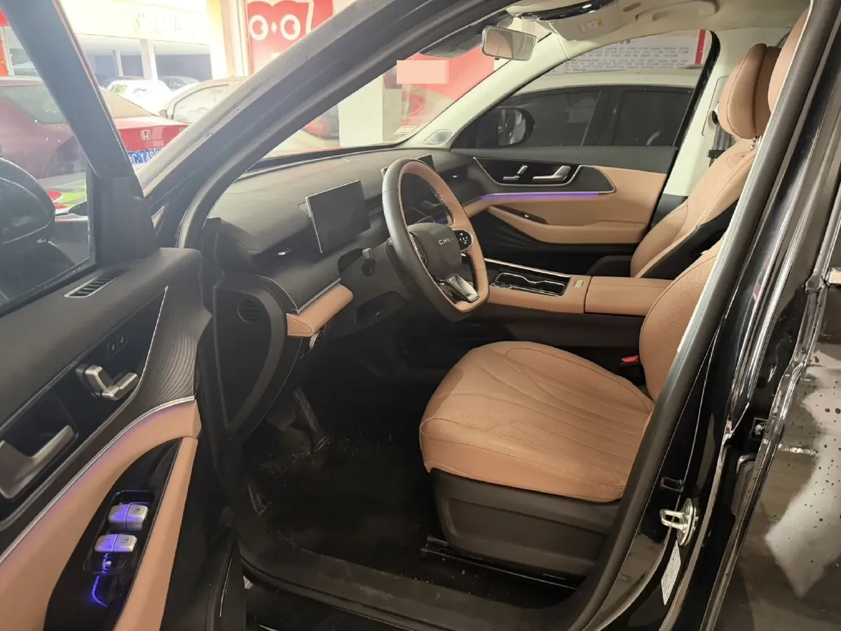 2024 Chery Tiggo8L 2.0T 254HP L4 8AT,autocango,china used car exporter,china ev exporter,chinese used car exporter,chinese used ev exporter