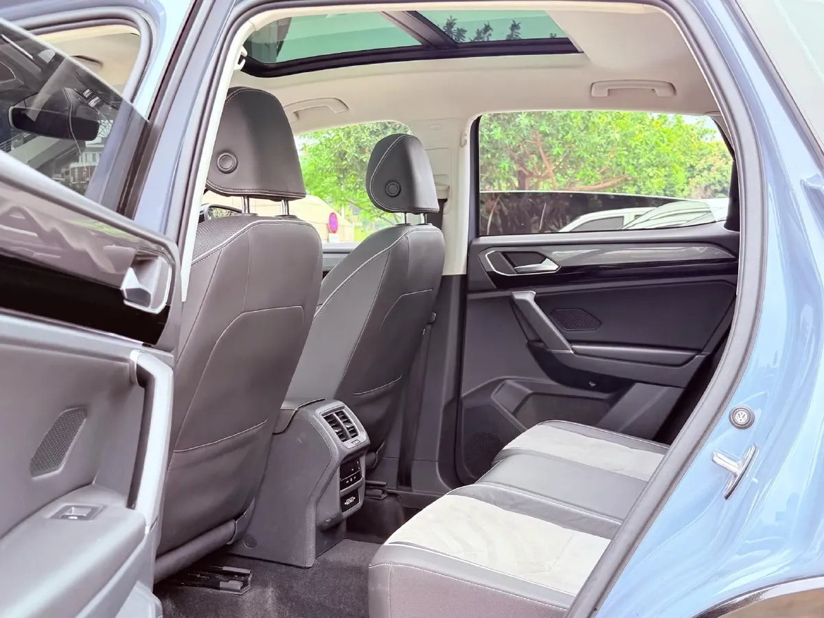 2020 Volkswagen Tayron X 2.0T 186HP L4 7DCT,autocango,china used car exporter,china ev exporter,chinese used car exporter,chinese used ev exporter
