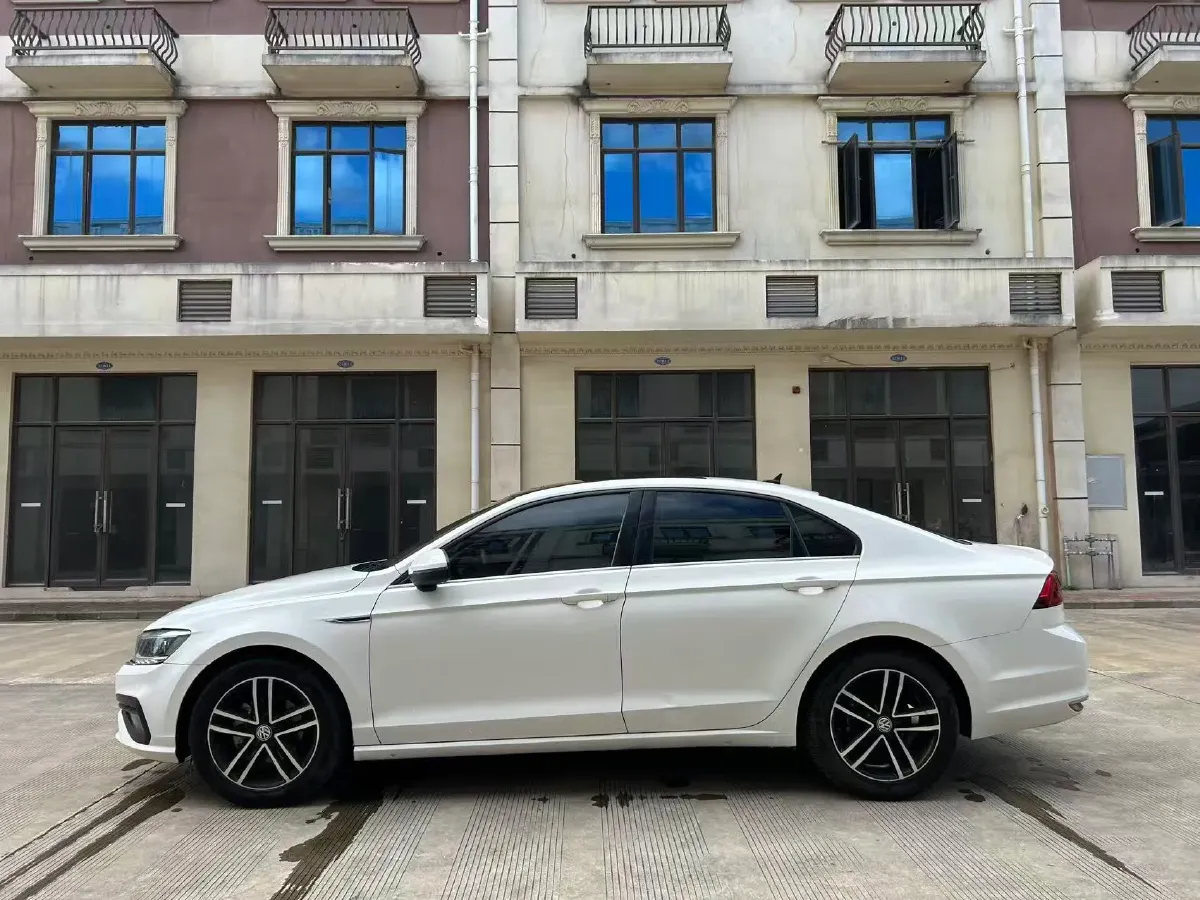 2021 Volkswagen Lamando 1.4T 150HP L4 7DCT,autocango,china used car exporter,china ev exporter,chinese used car exporter,chinese used ev exporter