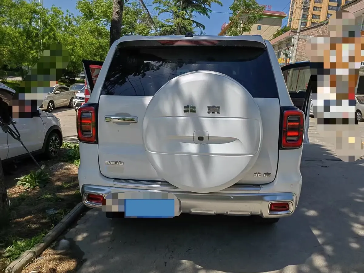 2022 Beijing BJ60 2.0T 267HP L4 8AT,autocango,china used car exporter,china ev exporter,chinese used car exporter,chinese used ev exporter