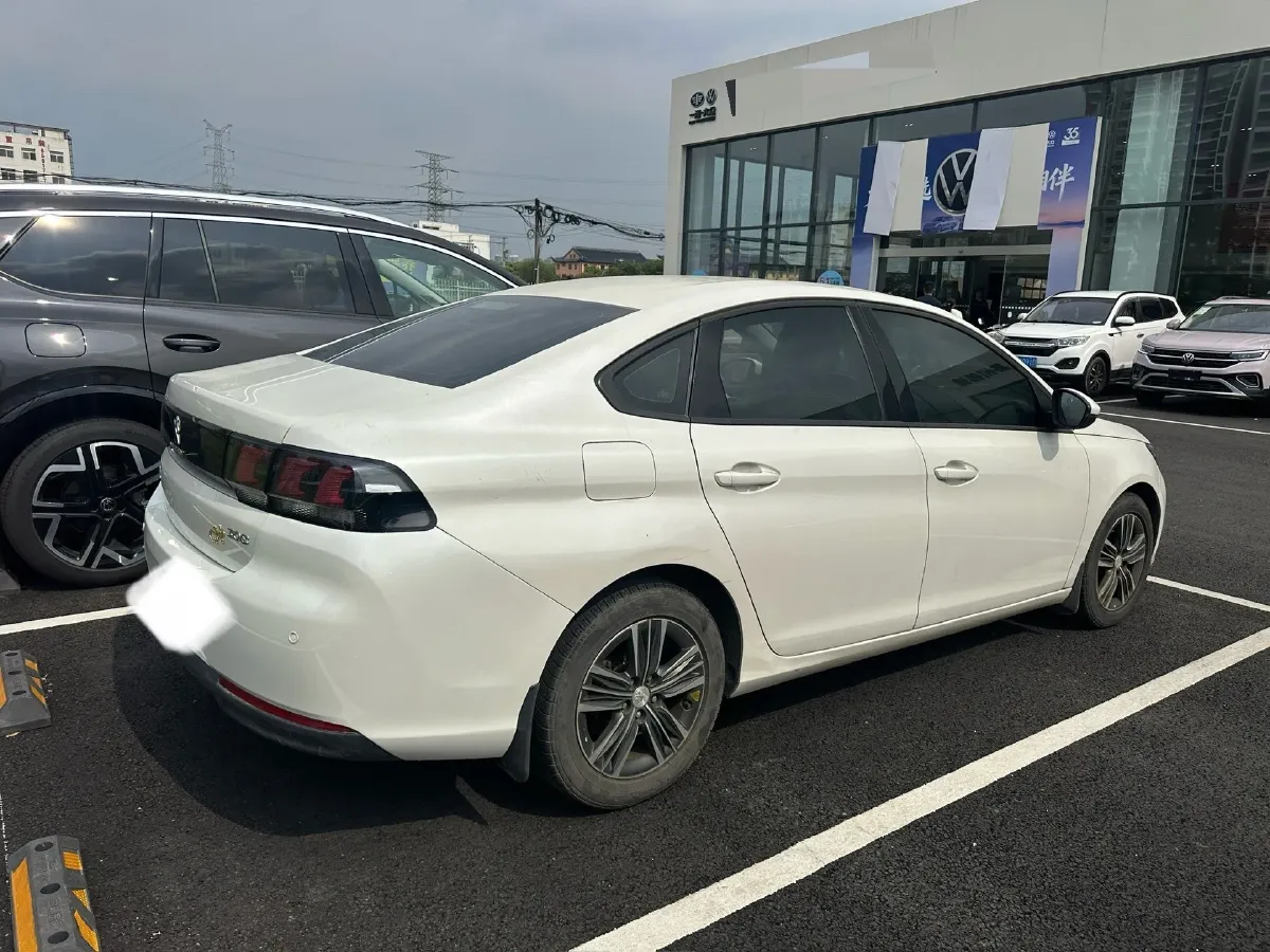 2018 Peugeot 308 1.6L 117HP L4 5MT,autocango,china used car exporter,china ev exporter,chinese used car exporter,chinese used ev exporter