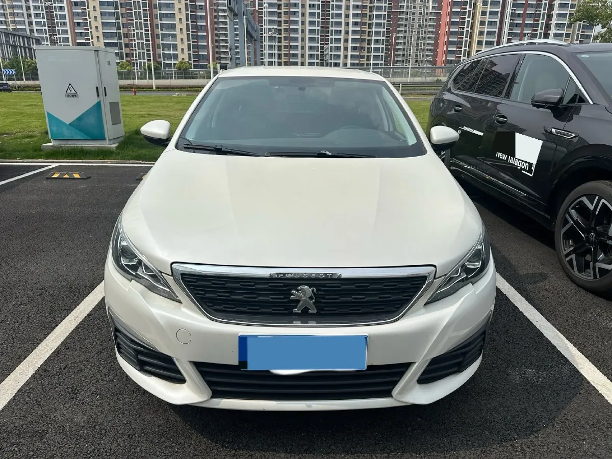 2018 Peugeot 308 1.6L 117HP L4 5MT,autocango,china used car exporter,china ev exporter,chinese used car exporter,chinese used ev exporter