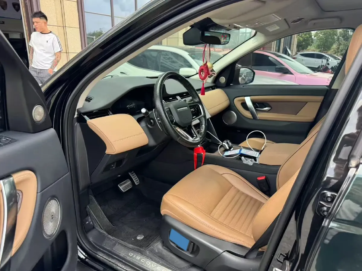 2024 Land Rover Discovery Sport 2.0T 249HP L4 9AT,autocango,china used car exporter,china ev exporter,chinese used car exporter,chinese used ev exporter
