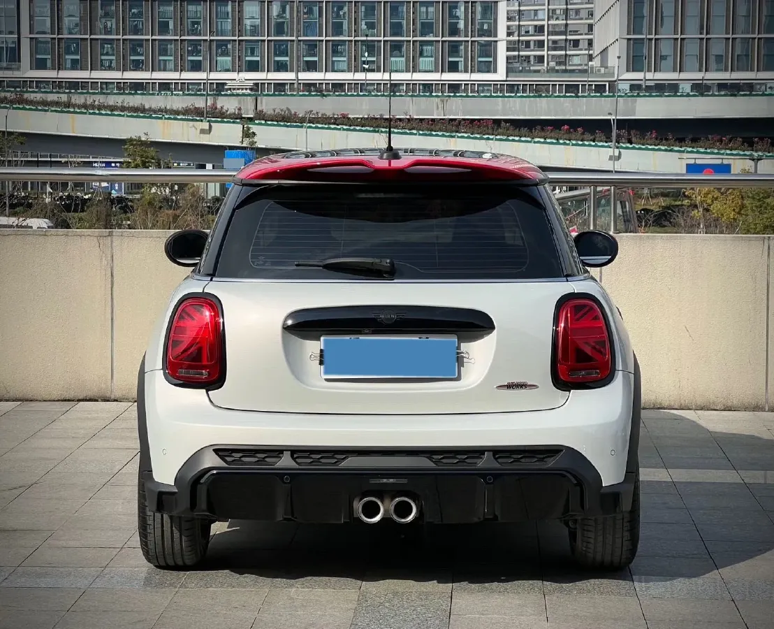 2023 MINI JCW 2.0T 231HP L4 8AT,autocango,china used car exporter,china ev exporter,chinese used car exporter,chinese used ev exporter