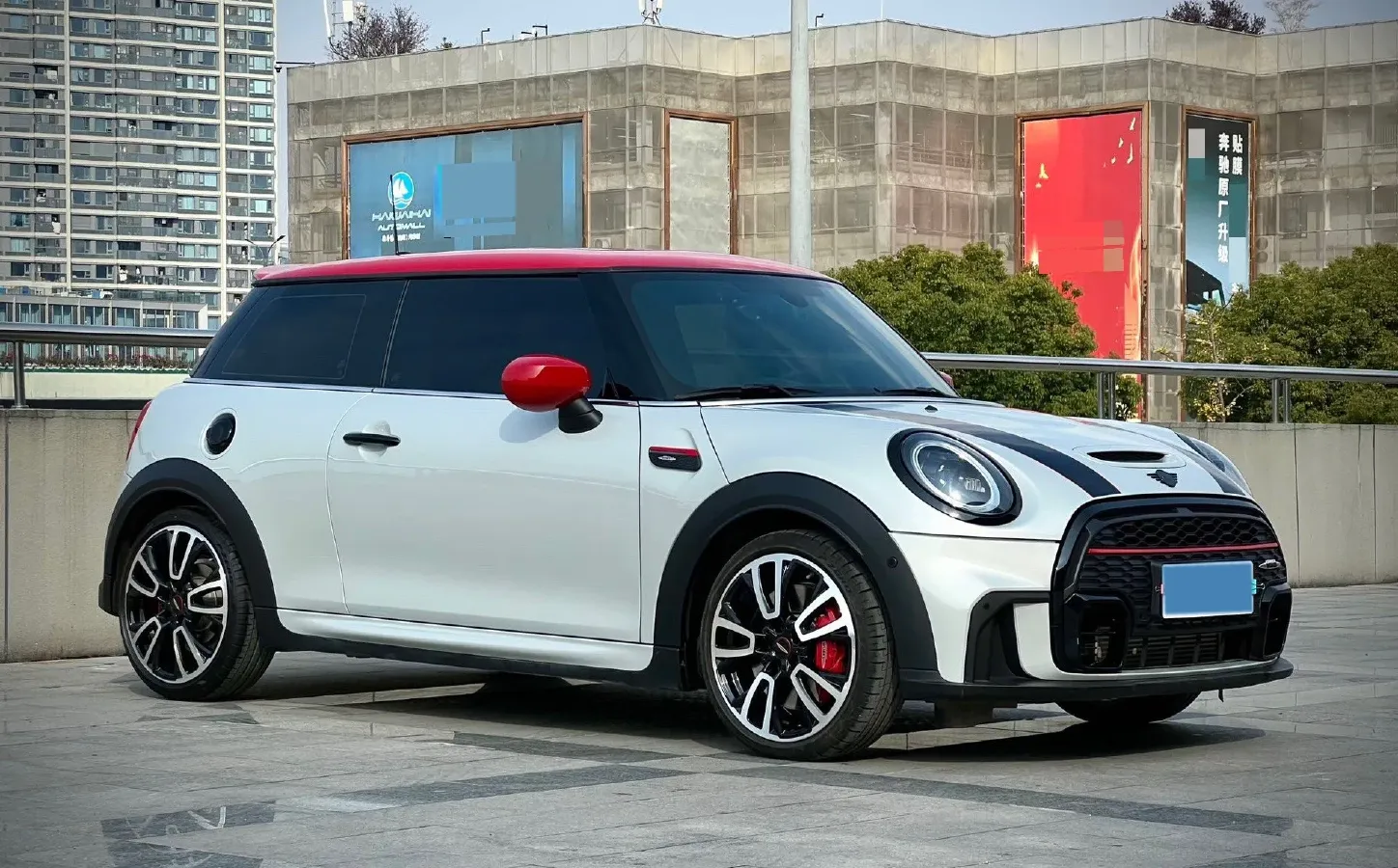 2023 MINI JCW 2.0T 231HP L4 8AT,autocango,china used car exporter,china ev exporter,chinese used car exporter,chinese used ev exporter