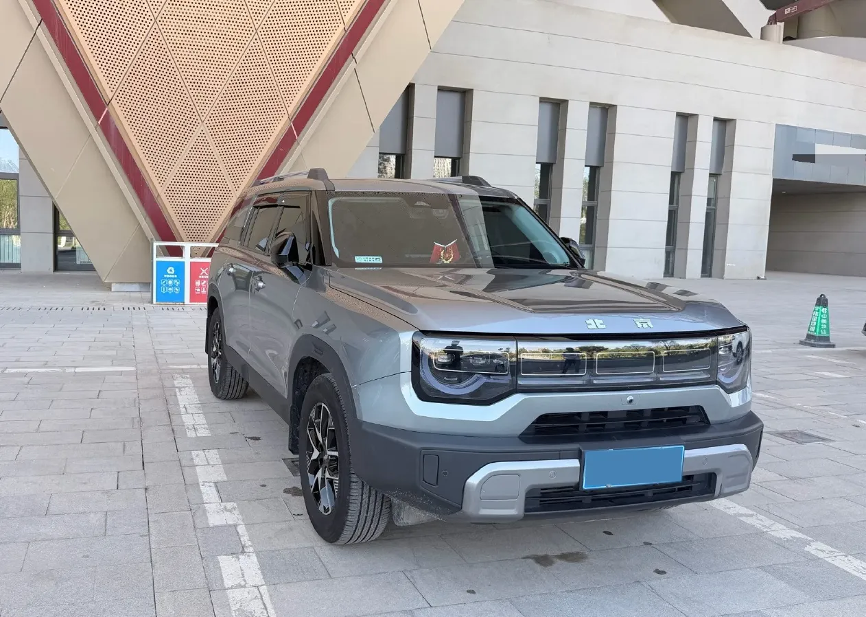 2024 Beijing BJ30 1.5T 188HP L4 7DCT,autocango,china used car exporter,china ev exporter,chinese used car exporter,chinese used ev exporter