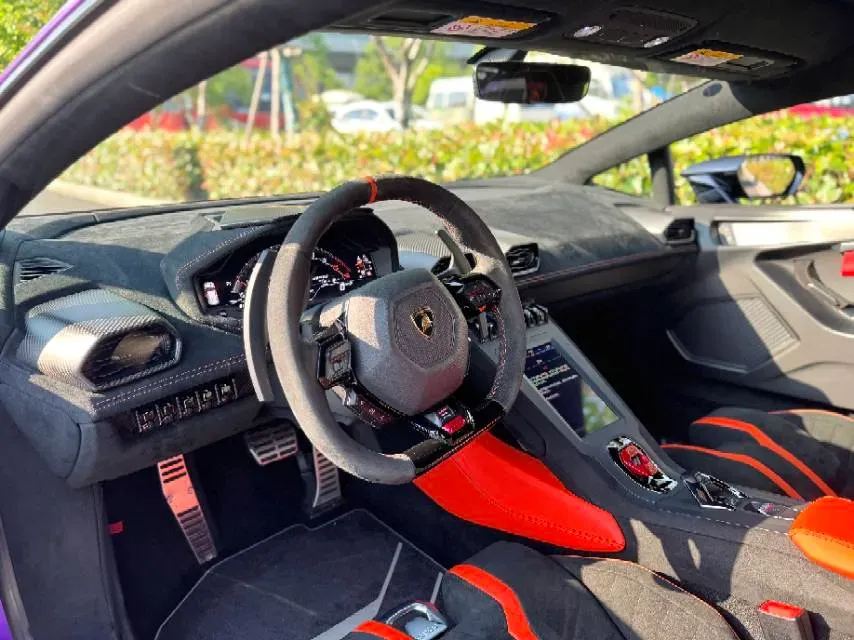 2021 Lamborghini Huracán 5.2L 640HP V10 7DCT,autocango,china used car exporter,china ev exporter,chinese used car exporter,chinese used ev exporter