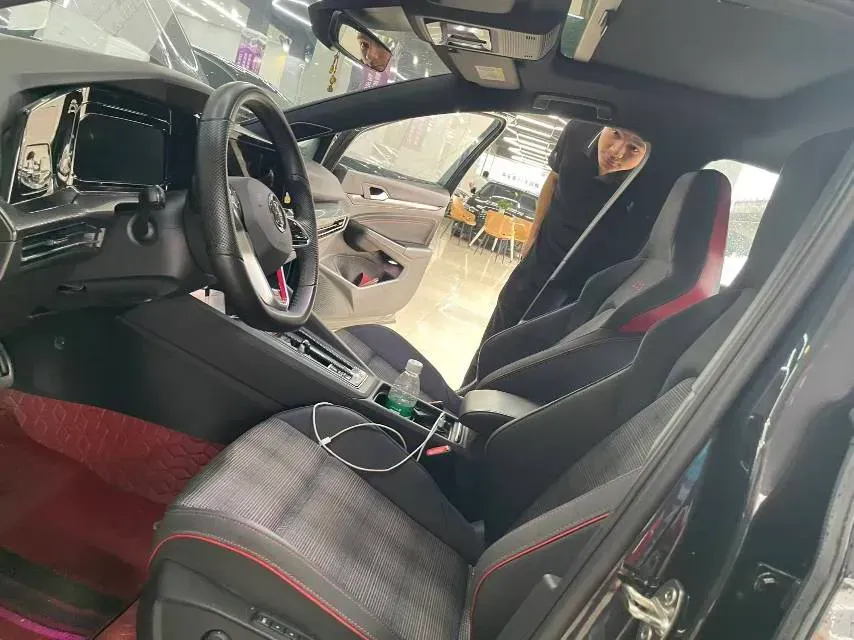 2023 Volkswagen GolfGTI 2.0T 220HP L4 7DCT,autocango,china used car exporter,china ev exporter,chinese used car exporter,chinese used ev exporter