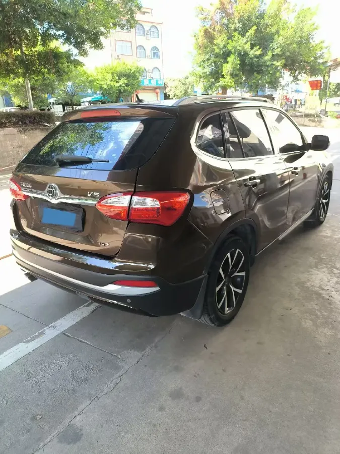 2016 Brilliance Auto V5 1.5T 150HP L4 5AT,autocango,china used car exporter,china ev exporter,chinese used car exporter,chinese used ev exporter