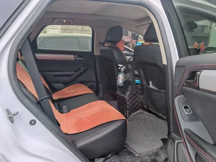 2020 DS 7 1.6T 180HP L4 8AT,autocango,china used car exporter,china ev exporter,chinese used car exporter,chinese used ev exporter