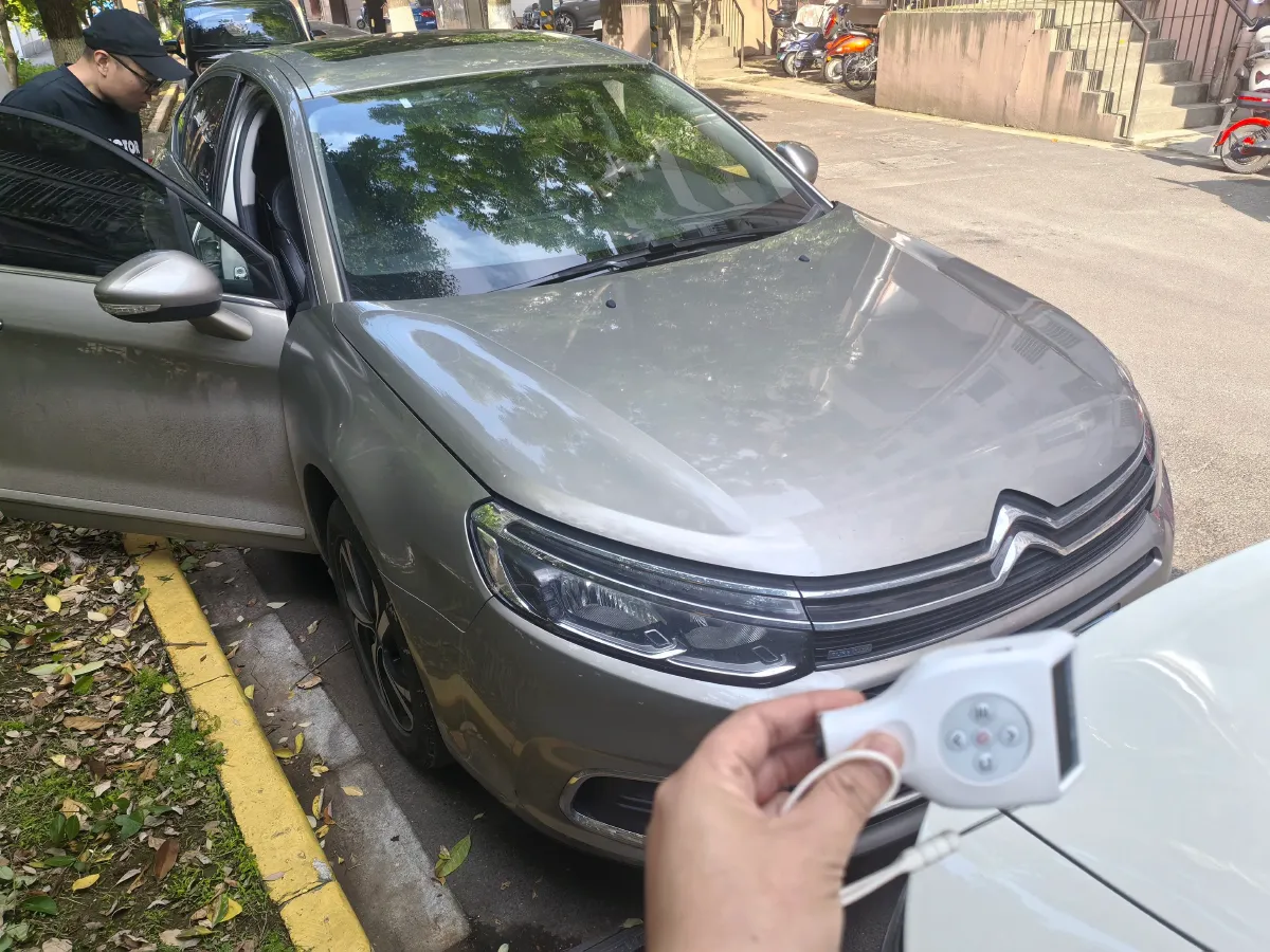 2017 Citroen C5 1.6T 167HP L4 6AT,autocango,china used car exporter,china ev exporter,chinese used car exporter,chinese used ev exporter
