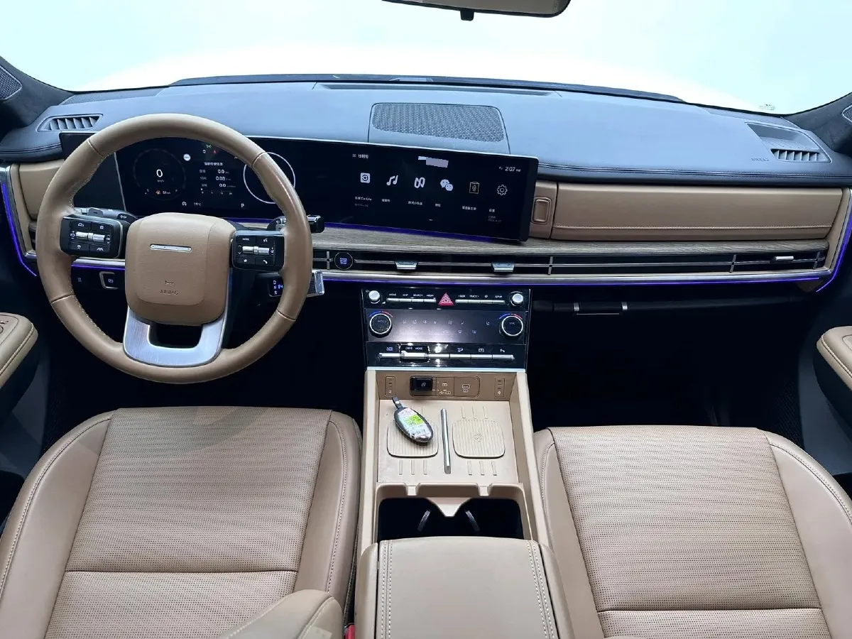 2024 Hyundai Santafe 2.0T 247HP L4 8AT,autocango,china used car exporter,china ev exporter,chinese used car exporter,chinese used ev exporter