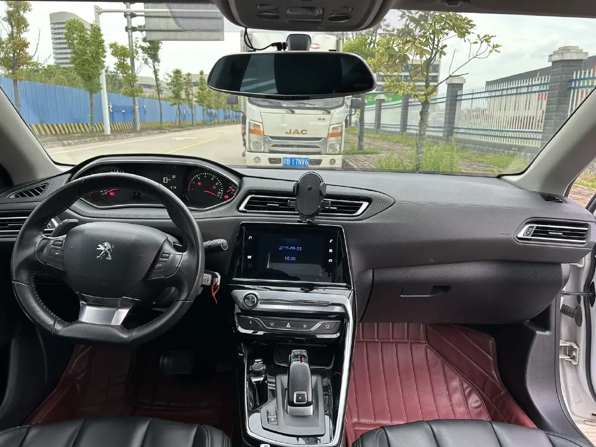 2019 Peugeot 308 1.2T 136HP L3 6AT,autocango,china used car exporter,china ev exporter,chinese used car exporter,chinese used ev exporter