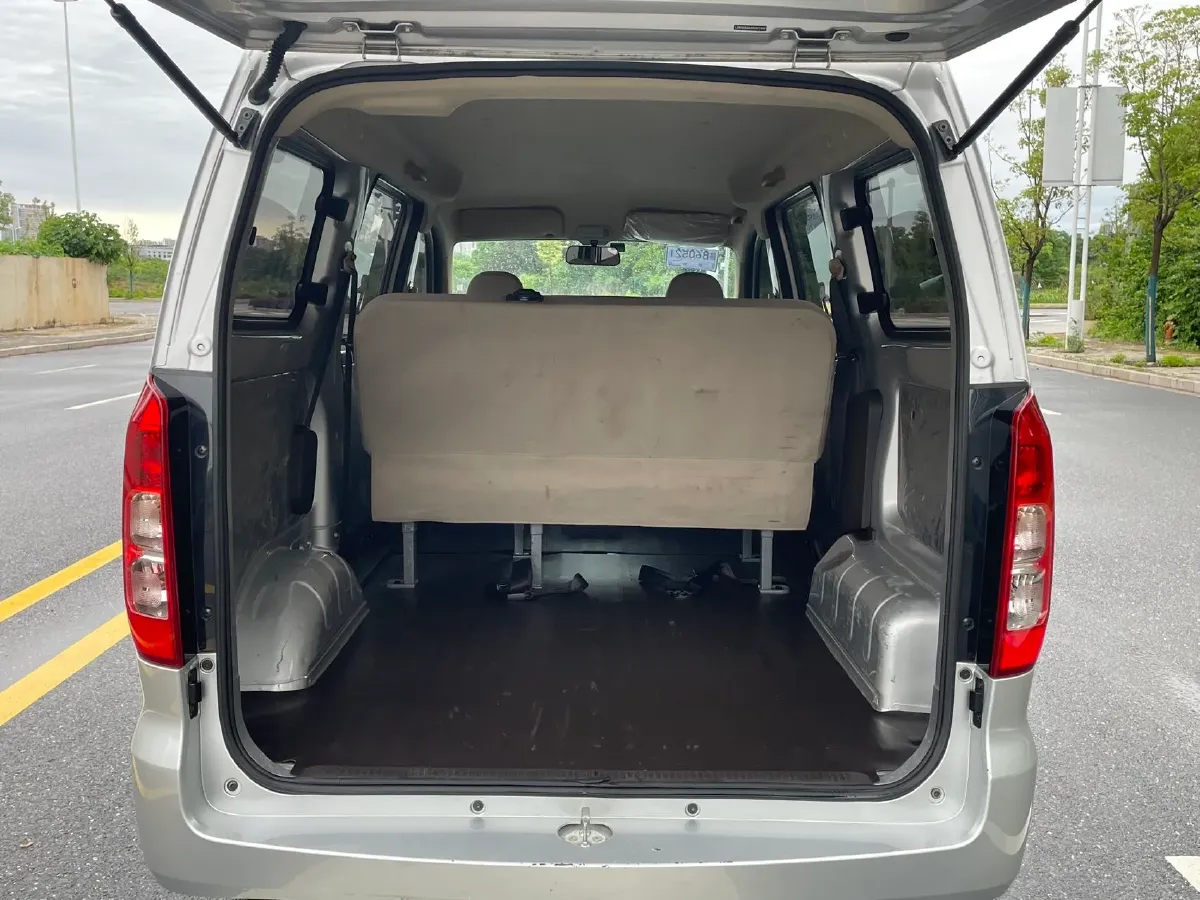 2022 JinBei Little Sea Lion X30 1.5L 102HP L4 5MT,autocango,china used car exporter,china ev exporter,chinese used car exporter,chinese used ev exporter